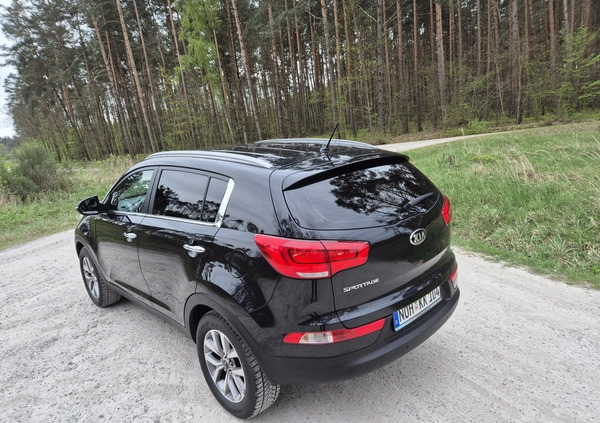 Kia Sportage cena 49900 przebieg: 180000, rok produkcji 2015 z Białobrzegi małe 497